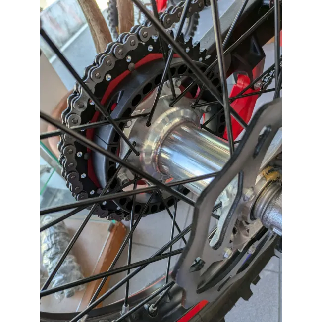 Sistem pentru prevenirea blocarii lantului KTM/Husq/Beta 125/530