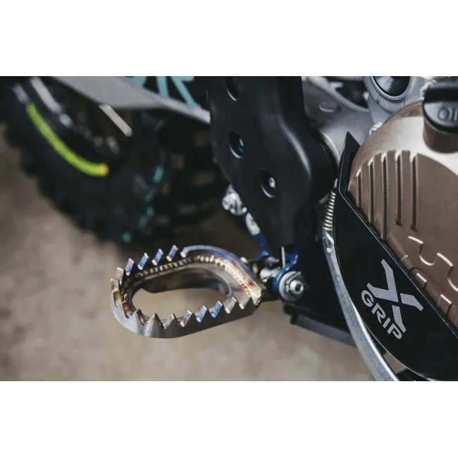 Scarite titan KTM/HSQ/GG 17-23 X-Grip Piranhas