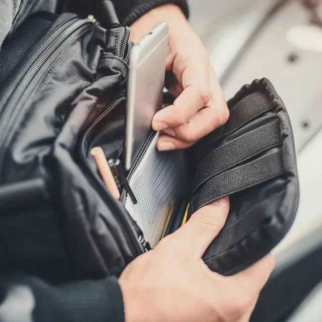 Geanta tip postas Kriega Sling EDC